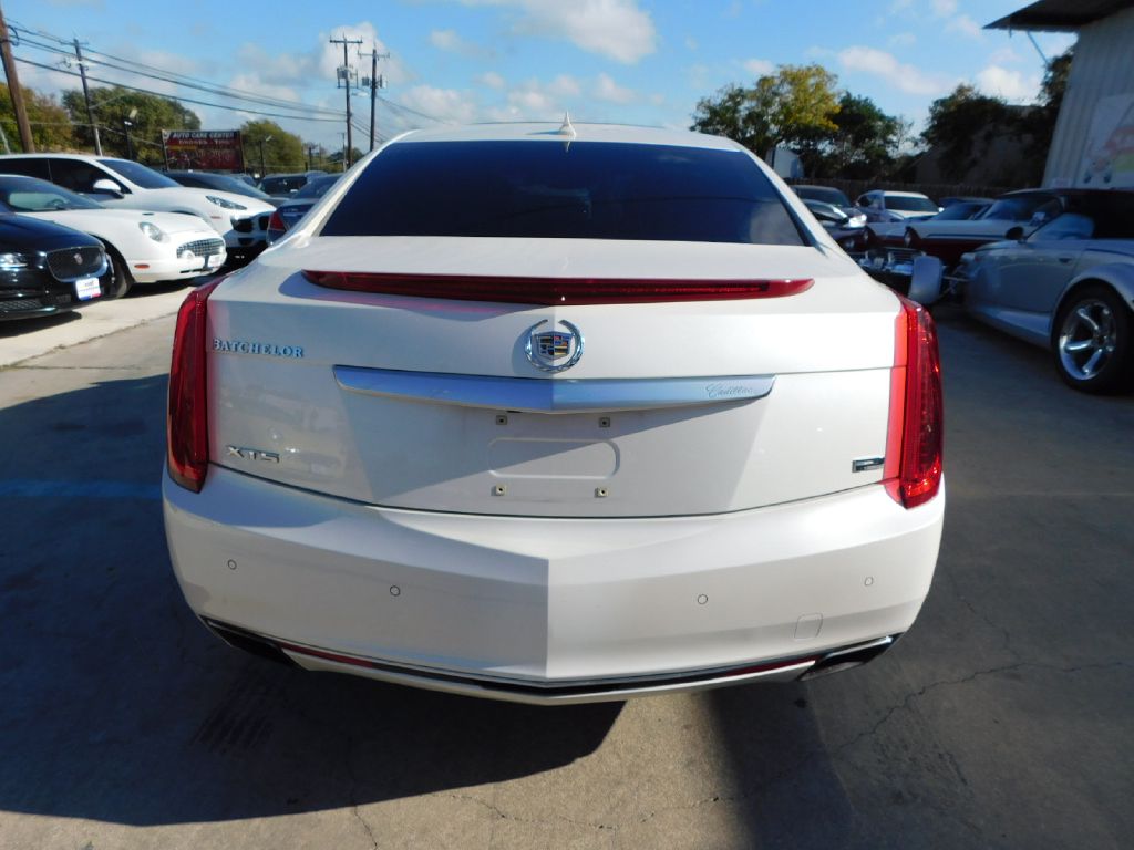 Used Car 2014 Cadillac Xts  Platinum For Sale Under $12,000 In San Antonio, Texas