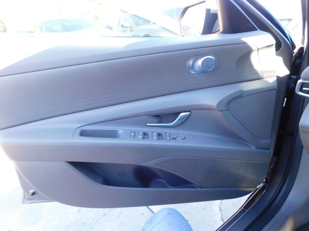 Used Car 2023 Hyundai Elantra  Sel For Sale Under $15,000 In San Antonio, Texas