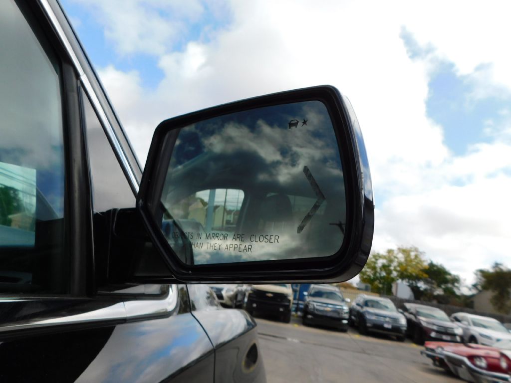 Used Car 2018 Chevrolet Suburban  1500 Premier For Sale Under $20,000 In San Antonio, Texas