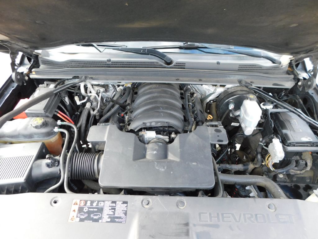 Used Car 2018 Chevrolet Suburban  1500 Premier For Sale Under $20,000 In San Antonio, Texas