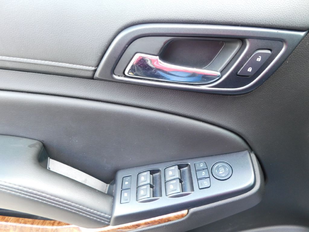 Used Car 2018 Chevrolet Suburban  1500 Premier For Sale Under $20,000 In San Antonio, Texas