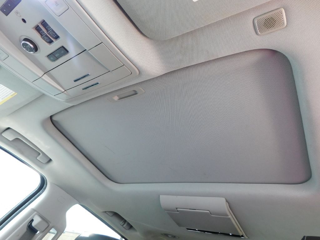 Used Car 2018 Chevrolet Suburban  1500 Premier For Sale Under $20,000 In San Antonio, Texas