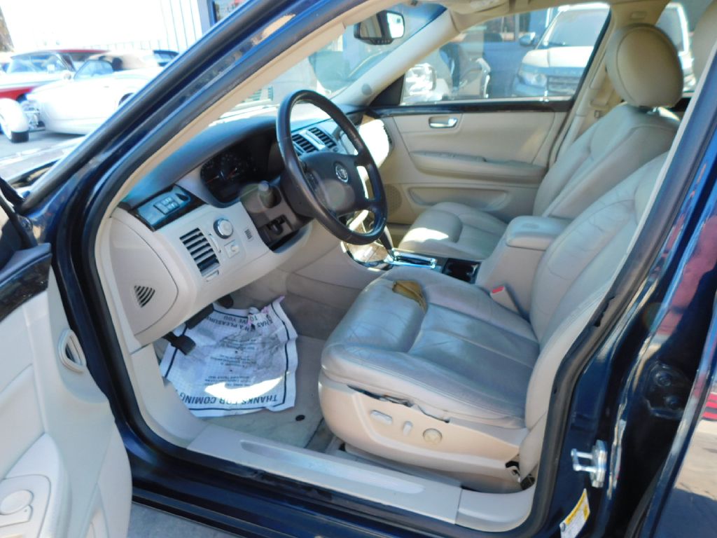 Used Car 2009 Cadillac Dts  For Sale Under $10,000 In San Antonio, Texas
