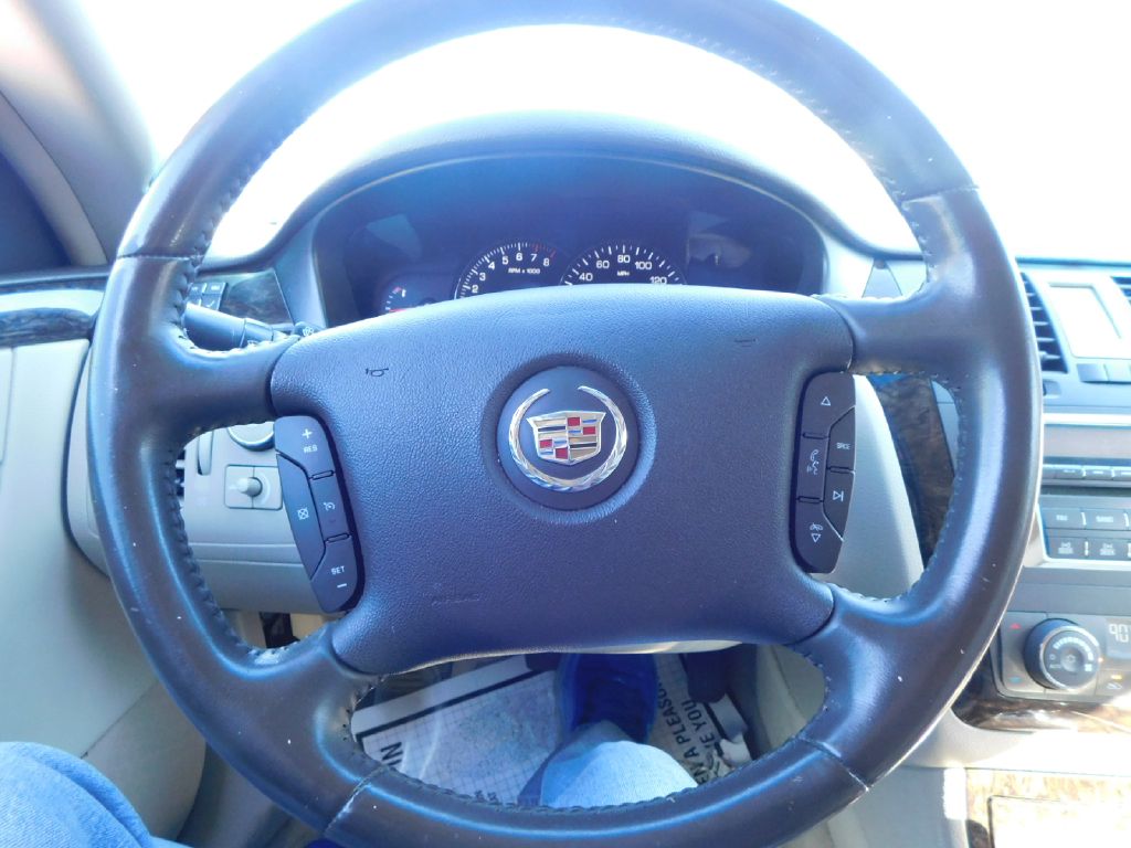 Used Car 2009 Cadillac Dts  For Sale Under $10,000 In San Antonio, Texas