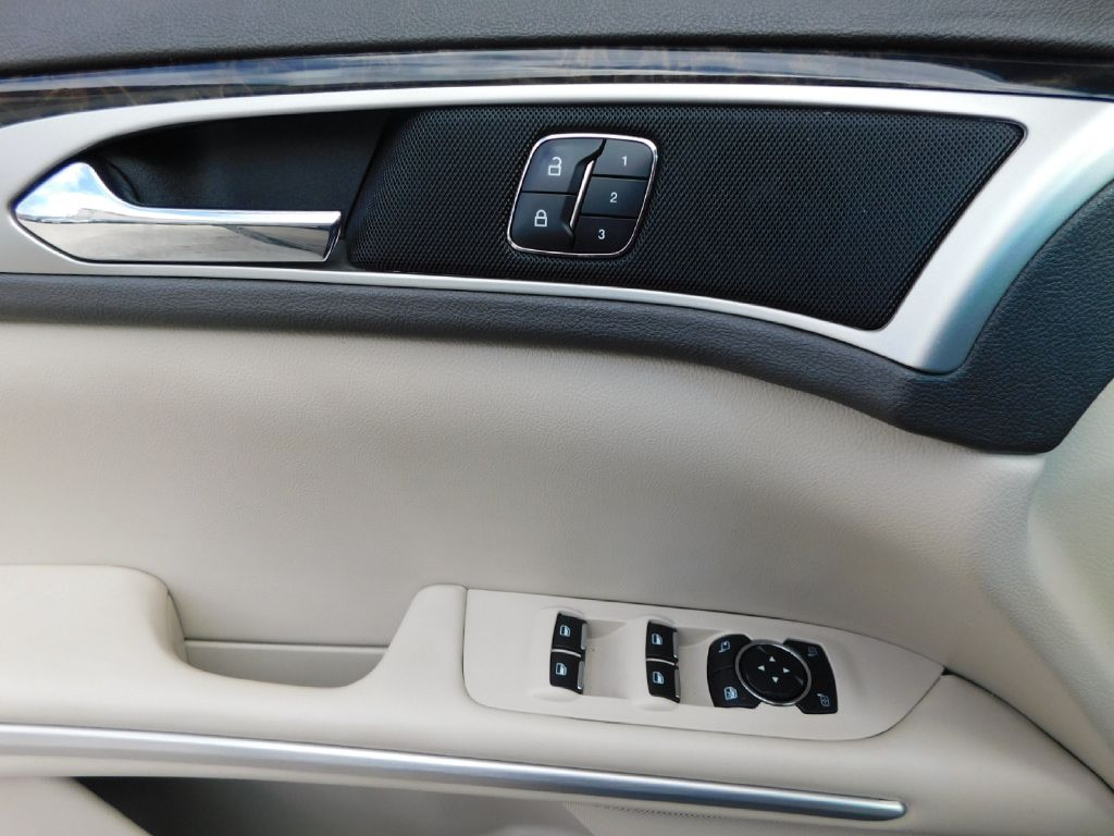 Used Car 2016 Lincoln Mkz  For Sale Under $10,000 In San Antonio, Texas