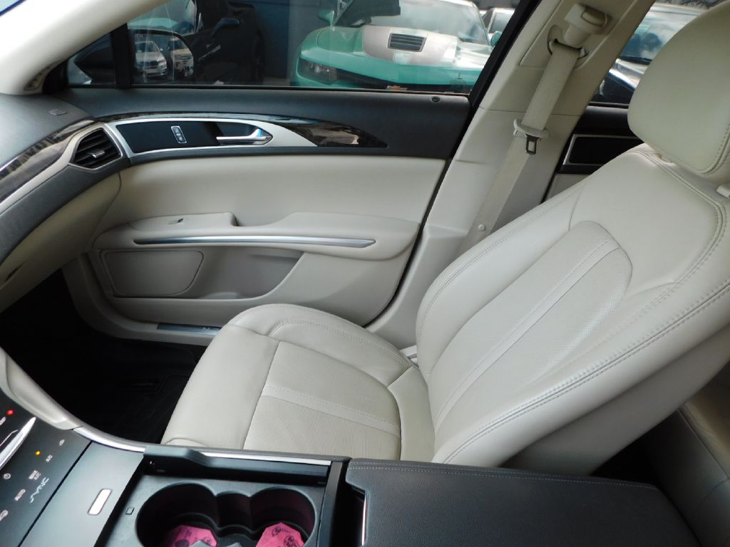 Used Car 2016 Lincoln Mkz  For Sale Under $10,000 In San Antonio, Texas