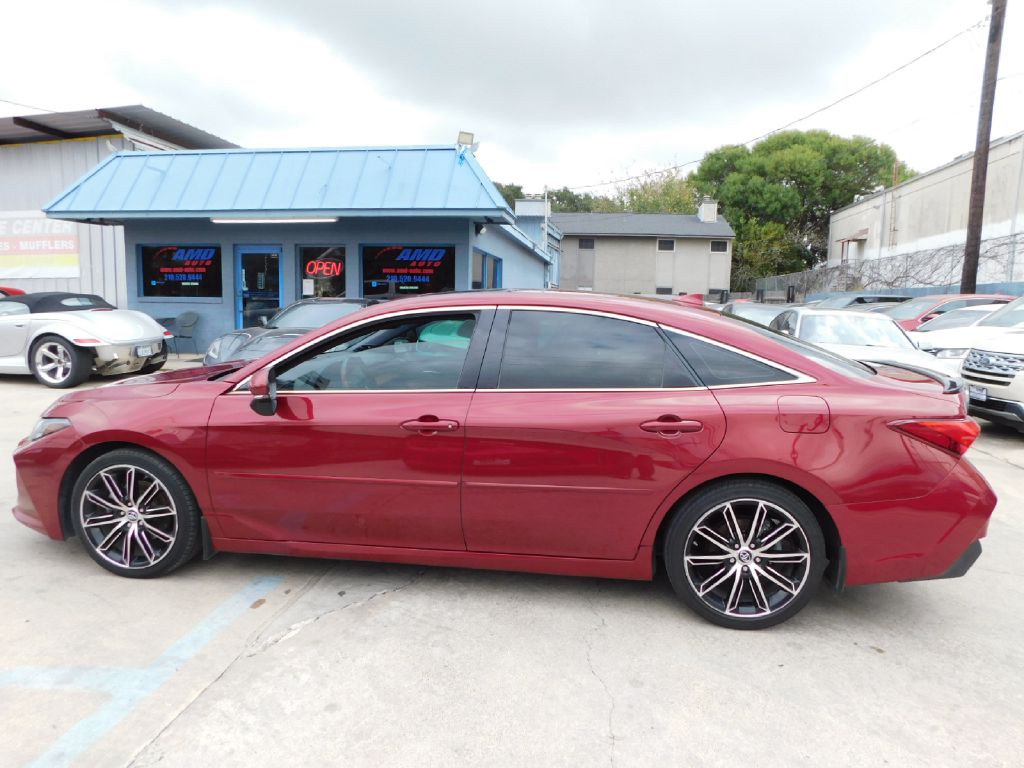 Used Car 2019 Toyota Avalon  Xle For Sale Under $15,000 In San Antonio, Texas
