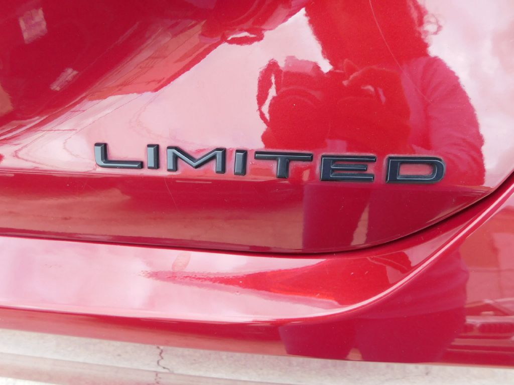 Used Car 2019 Toyota Avalon  Xle For Sale Under $15,000 In San Antonio, Texas