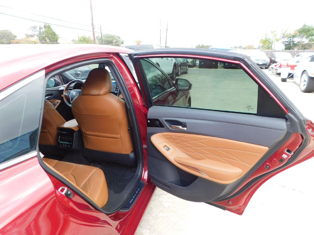 Used Car 2019 Toyota Avalon  Xle For Sale Under $15,000 In San Antonio, Texas