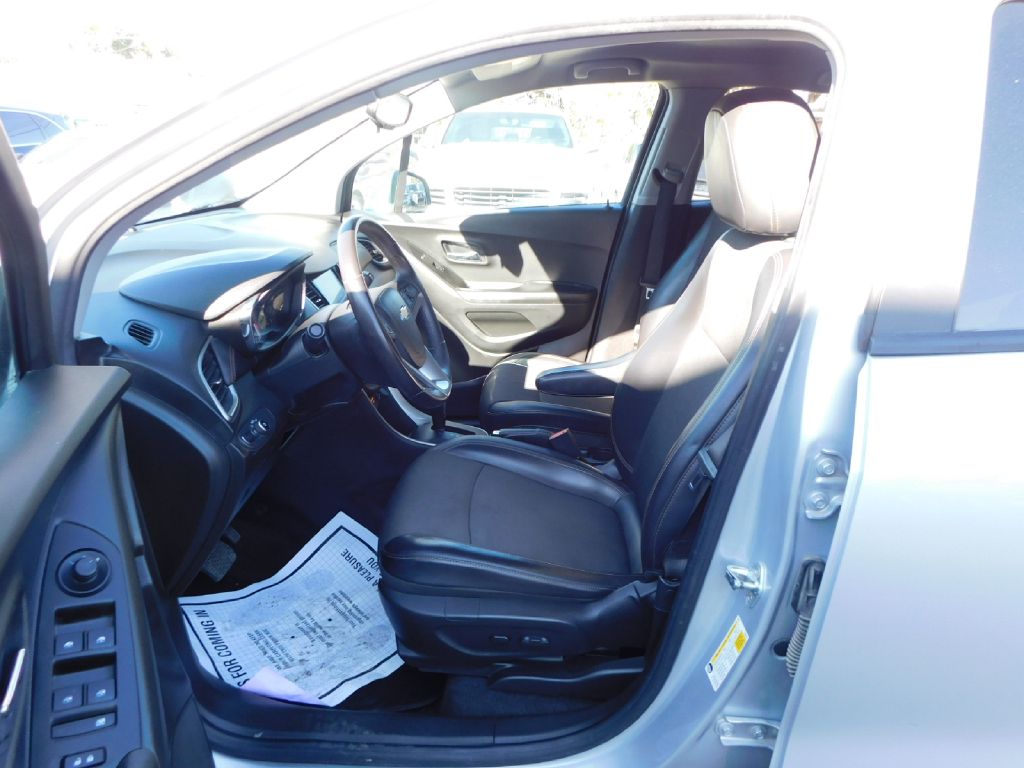 Used Car 2021 Chevrolet Trax  1lt For Sale Under $15,000 In San Antonio, Texas