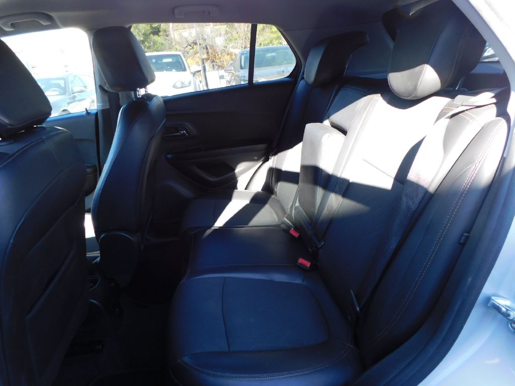 Used Car 2021 Chevrolet Trax  1lt For Sale Under $15,000 In San Antonio, Texas