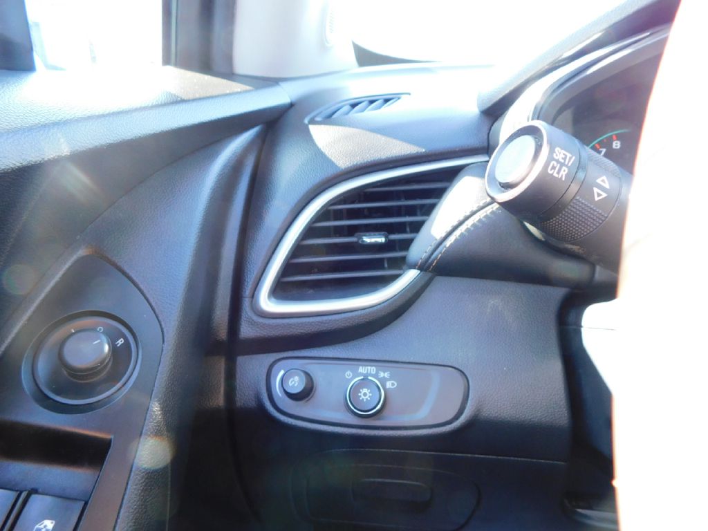 Used Car 2021 Chevrolet Trax  1lt For Sale Under $15,000 In San Antonio, Texas