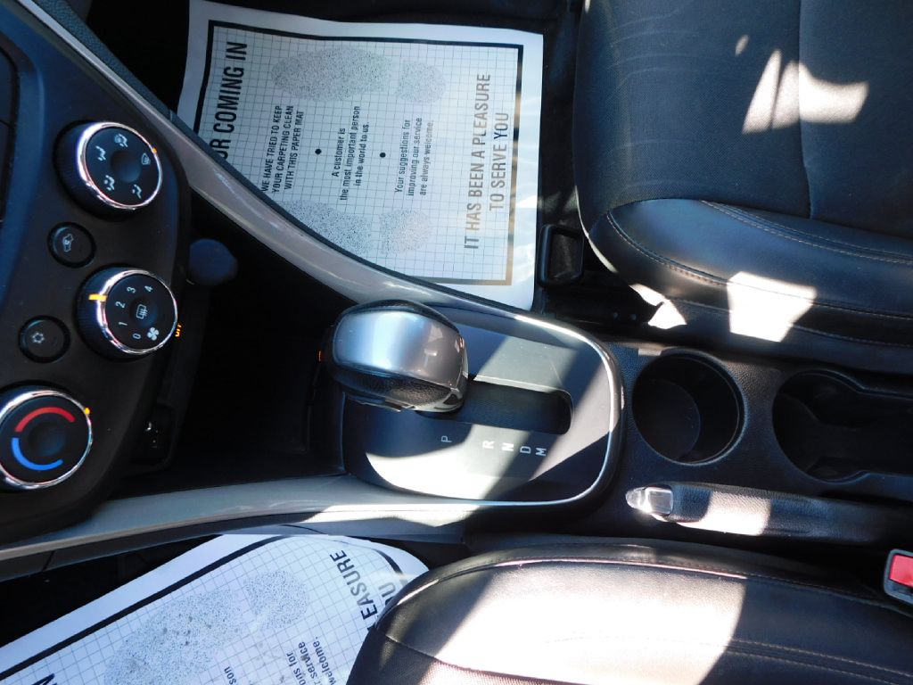 Used Car 2021 Chevrolet Trax  1lt For Sale Under $15,000 In San Antonio, Texas