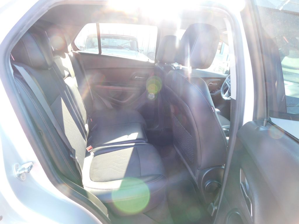 Used Car 2021 Chevrolet Trax  1lt For Sale Under $15,000 In San Antonio, Texas