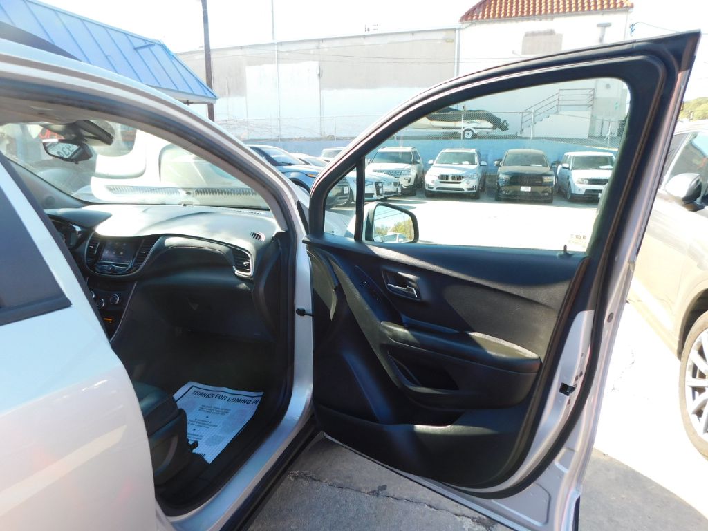 Used Car 2021 Chevrolet Trax  1lt For Sale Under $15,000 In San Antonio, Texas