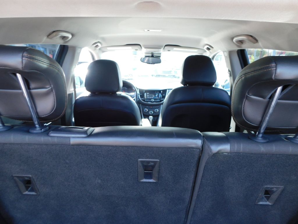 Used Car 2017 Chevrolet Trax  1lt For Sale Under $10,000 In San Antonio, Texas