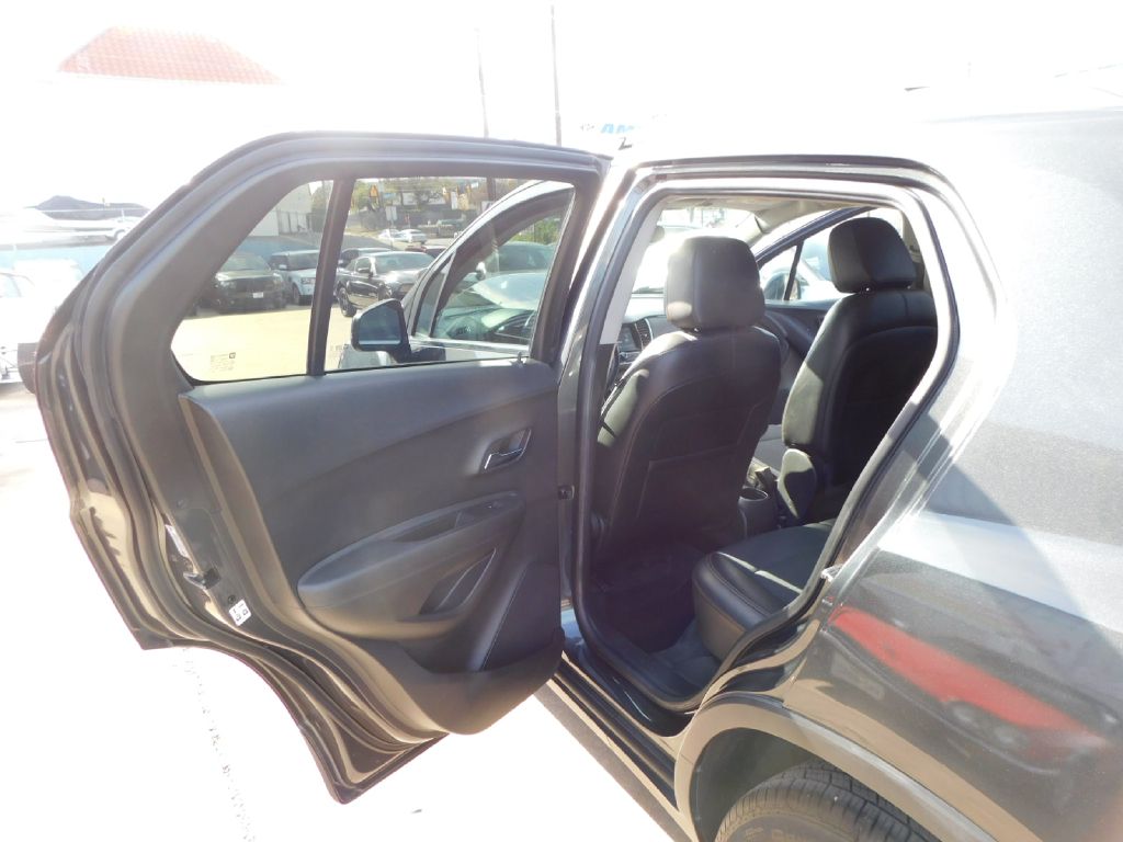 Used Car 2017 Chevrolet Trax  1lt For Sale Under $10,000 In San Antonio, Texas