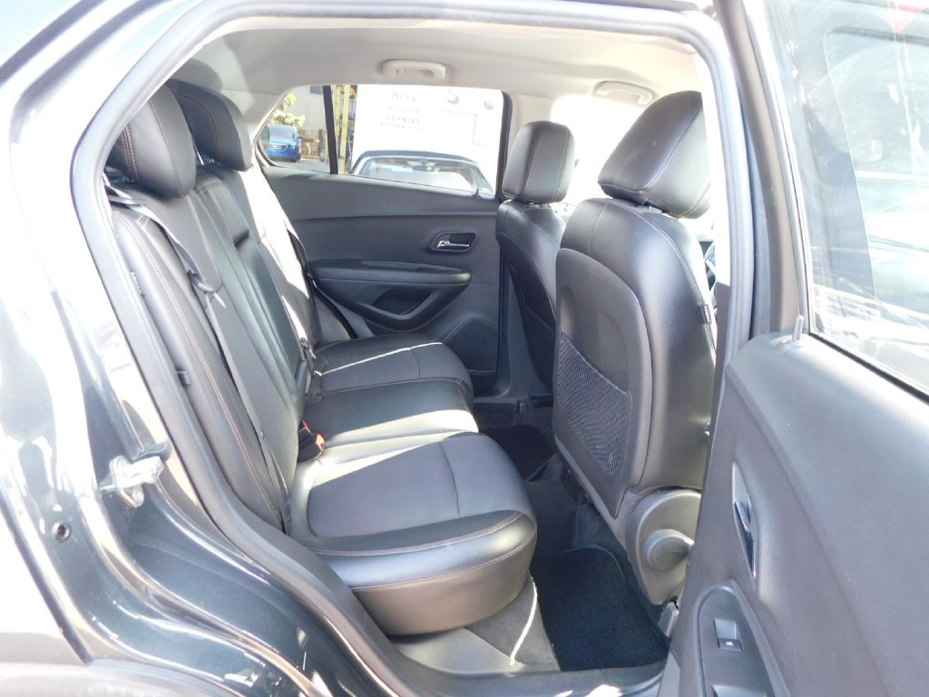 Used Car 2017 Chevrolet Trax  1lt For Sale Under $10,000 In San Antonio, Texas