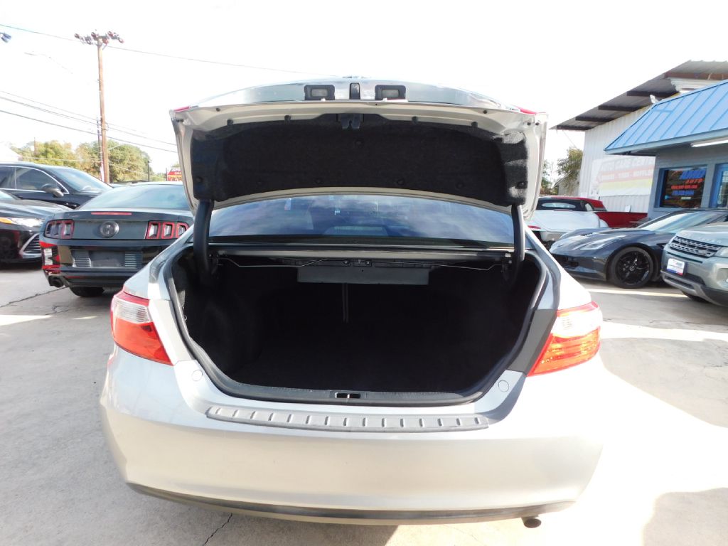 Used Car 2016 Toyota Camry  Le For Sale Under $15,000 In San Antonio, Texas