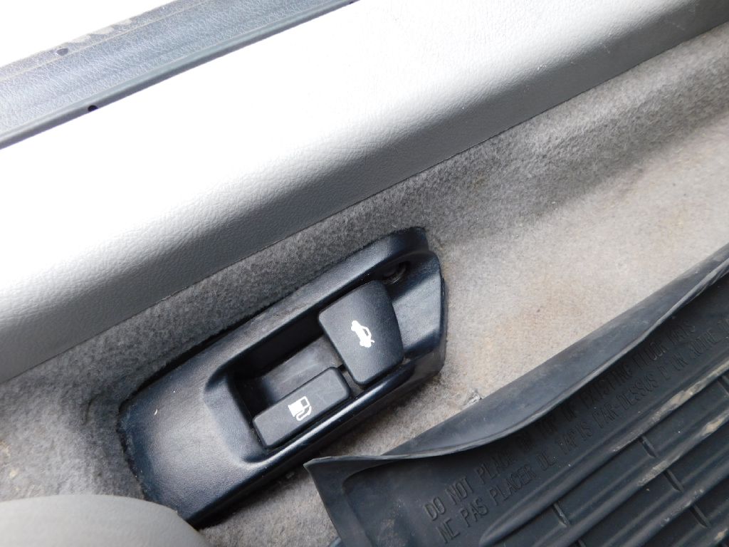 Used Car 2016 Toyota Camry  Le For Sale Under $15,000 In San Antonio, Texas