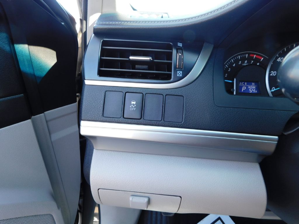 Used Car 2012 Toyota Camry  Base For Sale Under $10,000 In San Antonio, Texas