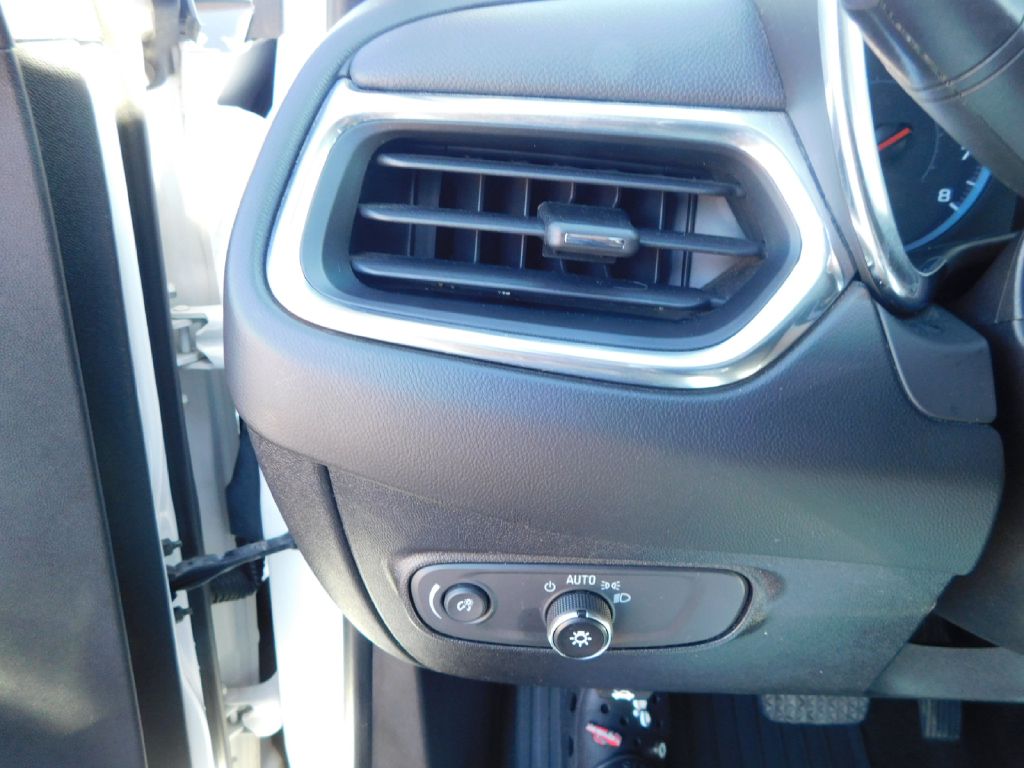 Used Car 2018 Chevrolet Equinox  Lt For Sale Under $10,000 In San Antonio, Texas