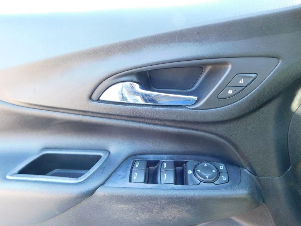 Used Car 2018 Chevrolet Equinox  Lt For Sale Under $10,000 In San Antonio, Texas