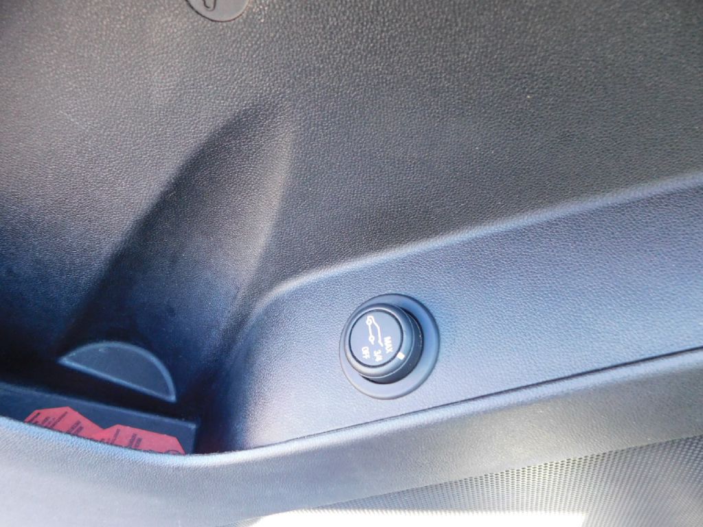 Used Car 2018 Chevrolet Equinox  Lt For Sale Under $10,000 In San Antonio, Texas