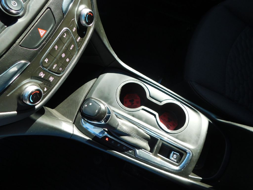 Used Car 2018 Chevrolet Equinox  Lt For Sale Under $10,000 In San Antonio, Texas