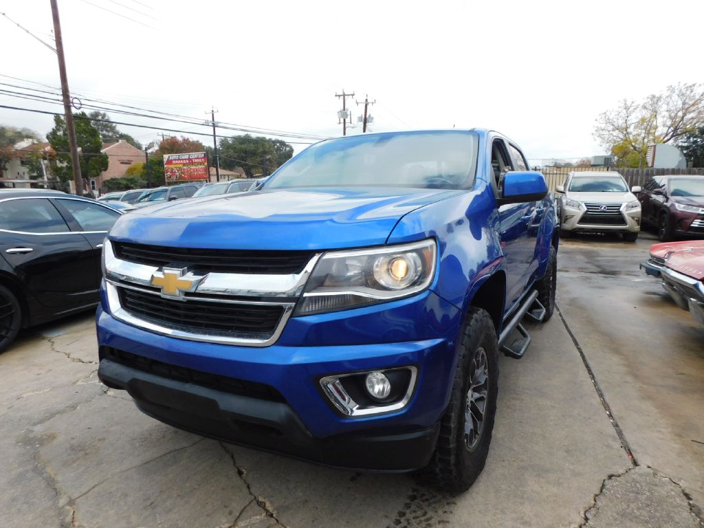Used Car 2019 Chevrolet Colorado  Z71 For Sale Under $15,000 In San Antonio, Texas