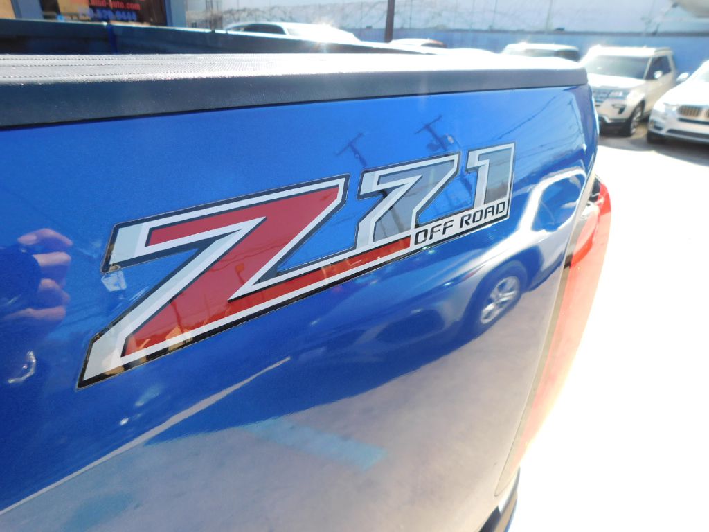 Used Car 2019 Chevrolet Colorado  Z71 For Sale Under $15,000 In San Antonio, Texas