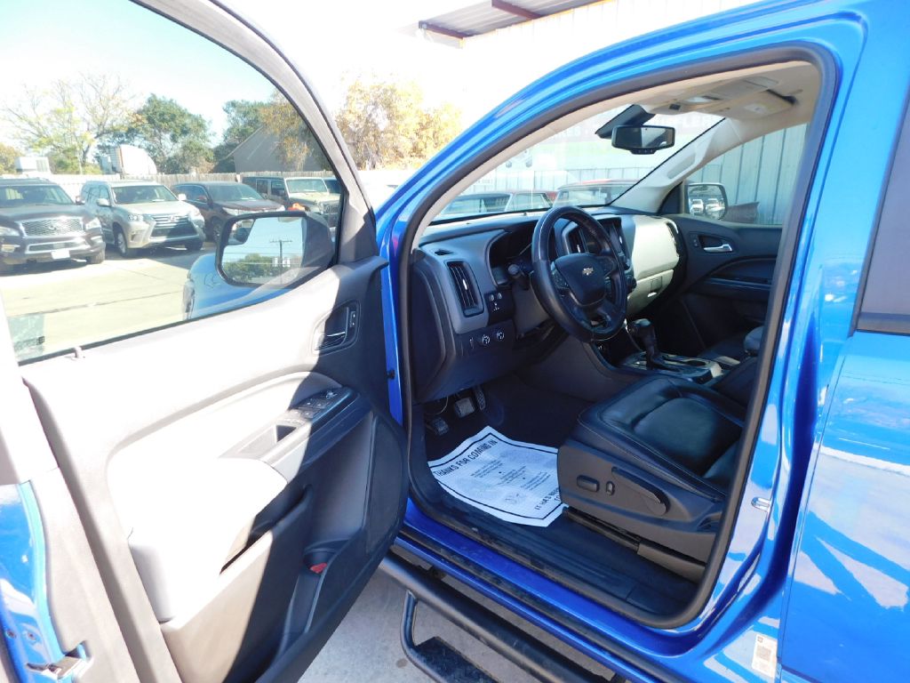 Used Car 2019 Chevrolet Colorado  Z71 For Sale Under $15,000 In San Antonio, Texas