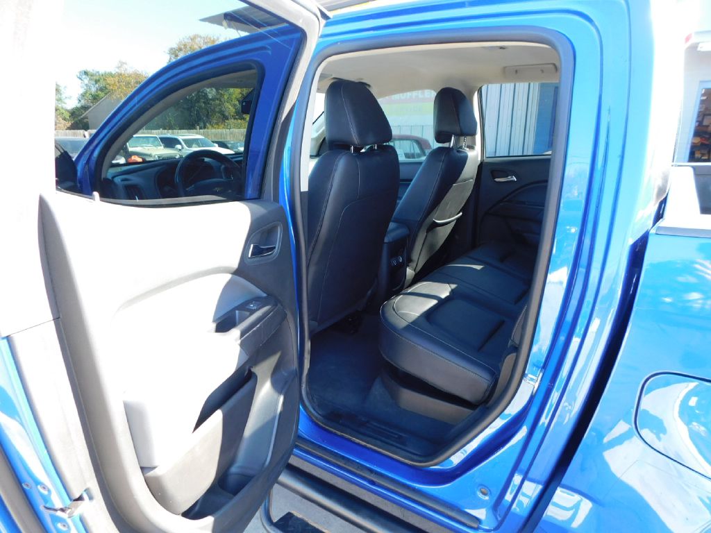 Used Car 2019 Chevrolet Colorado  Z71 For Sale Under $15,000 In San Antonio, Texas