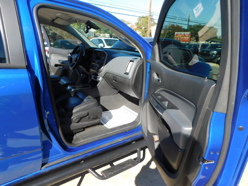 Used Car 2019 Chevrolet Colorado  Z71 For Sale Under $15,000 In San Antonio, Texas