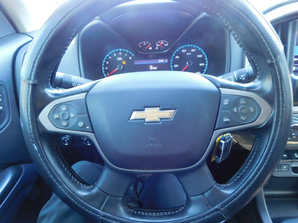 Used Car 2019 Chevrolet Colorado  Z71 For Sale Under $15,000 In San Antonio, Texas