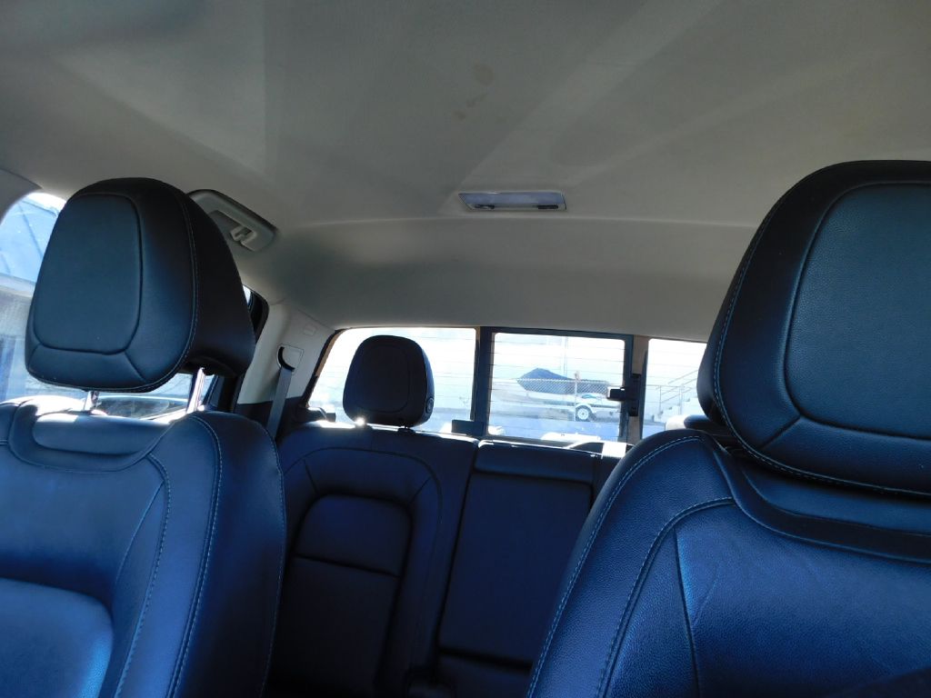 Used Car 2019 Chevrolet Colorado  Z71 For Sale Under $15,000 In San Antonio, Texas