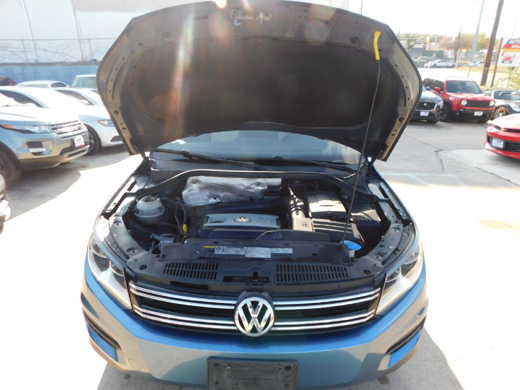 Used Car 2017 Volkswagen Tiguan  Wolfsburg For Sale Under $10,000 In San Antonio, Texas