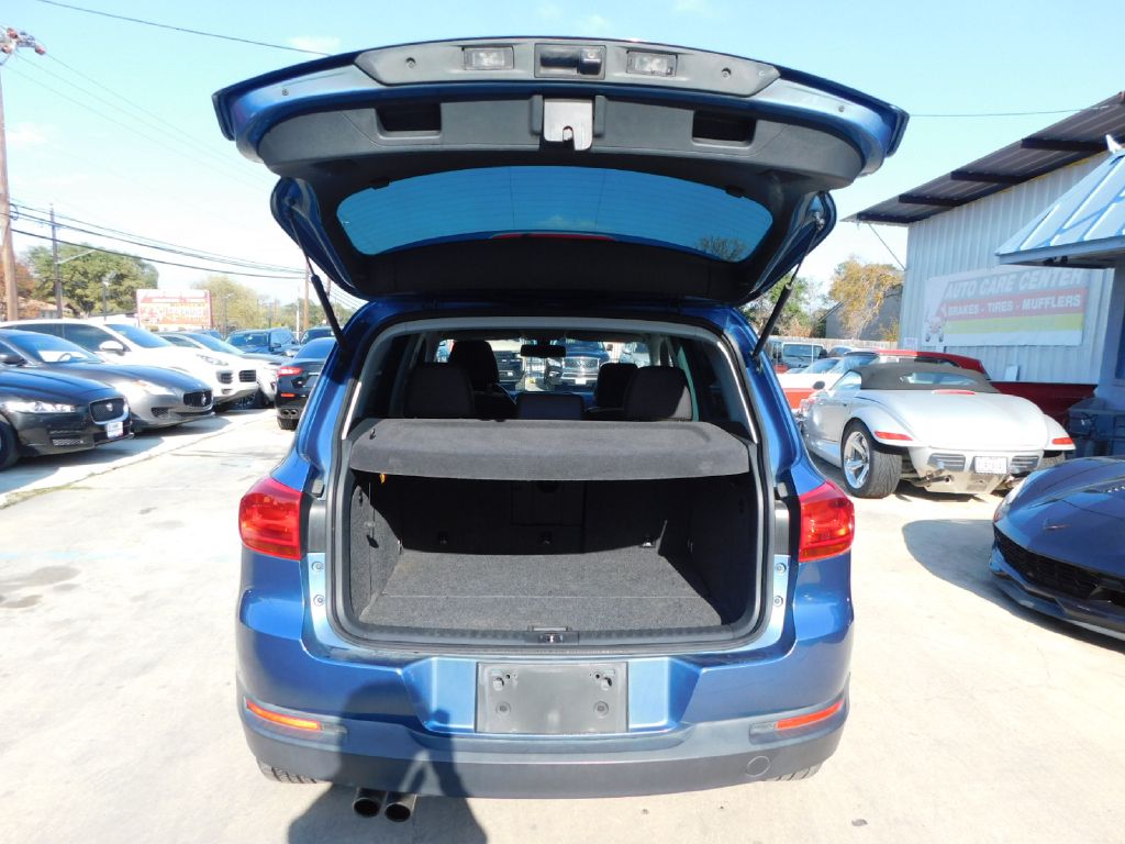 Used Car 2017 Volkswagen Tiguan  Wolfsburg For Sale Under $10,000 In San Antonio, Texas