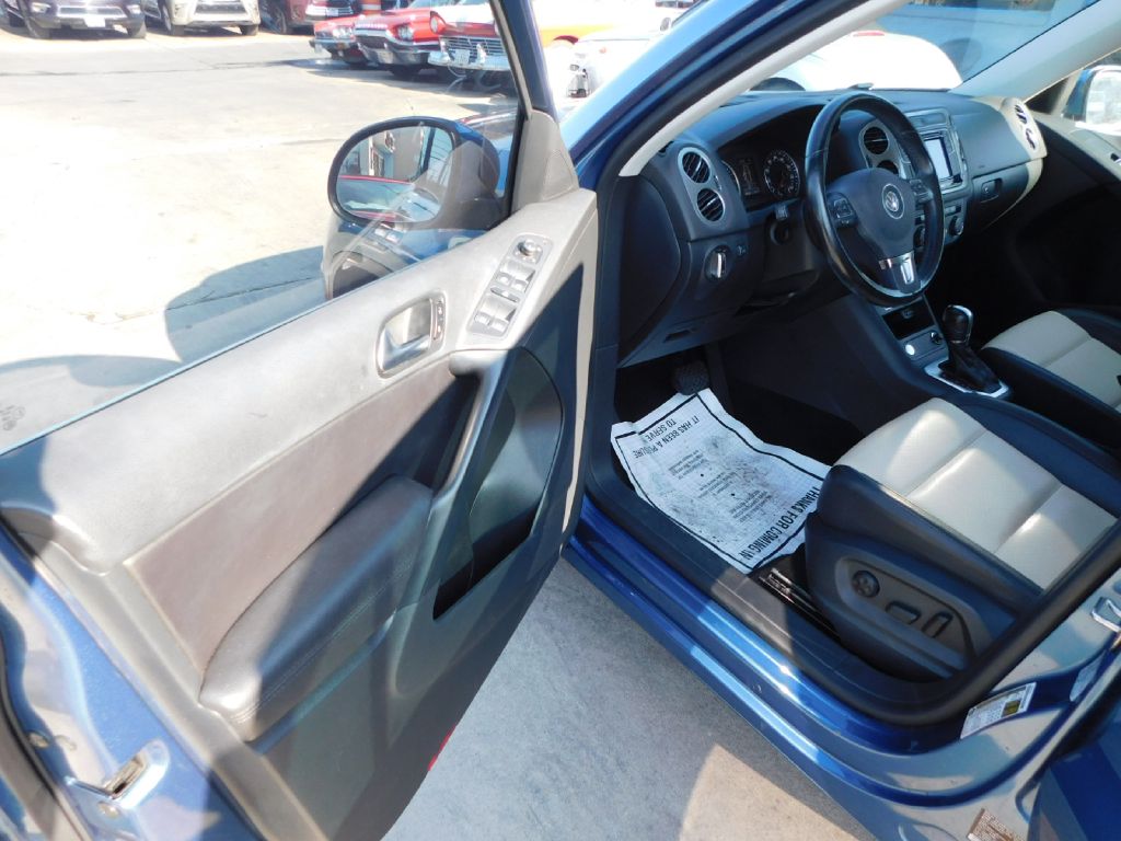 Used Car 2017 Volkswagen Tiguan  Wolfsburg For Sale Under $10,000 In San Antonio, Texas