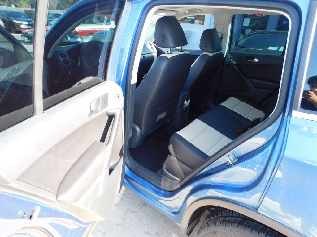 Used Car 2017 Volkswagen Tiguan  Wolfsburg For Sale Under $10,000 In San Antonio, Texas