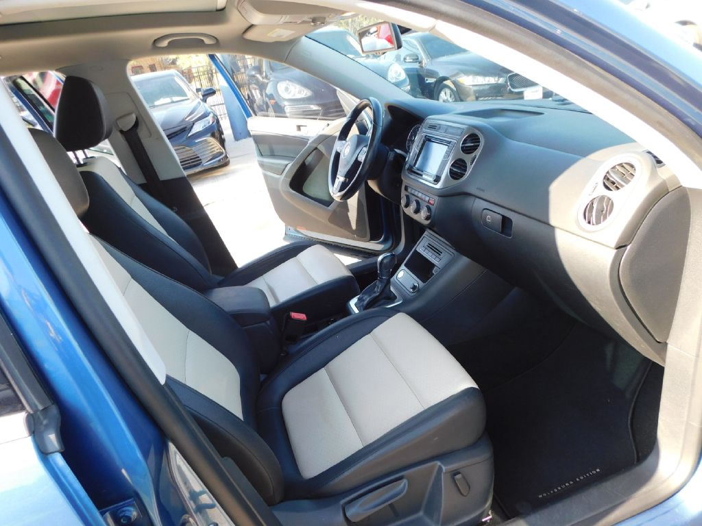 Used Car 2017 Volkswagen Tiguan  Wolfsburg For Sale Under $10,000 In San Antonio, Texas