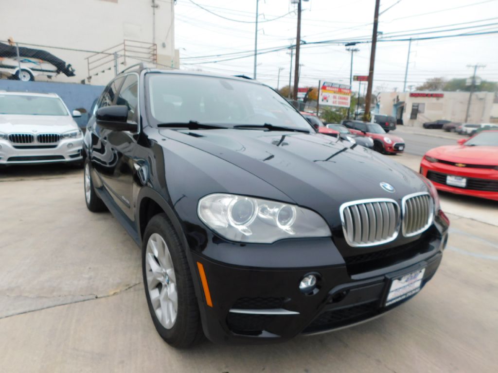 Used Car 2013 Bmw X5  Xdrive35i For Sale Under $12,000 In San Antonio, Texas