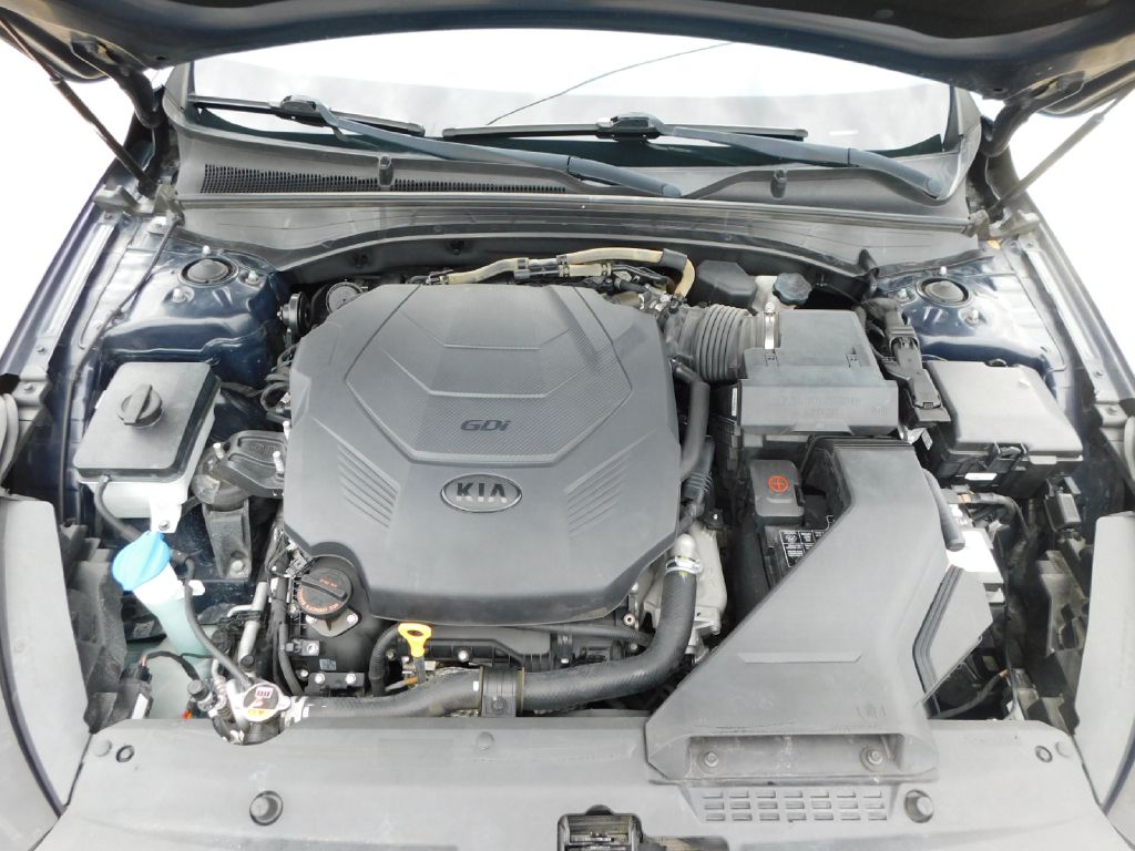 Used Car 2017 Kia Cadenza  Premium For Sale Under $12,000 In San Antonio, Texas