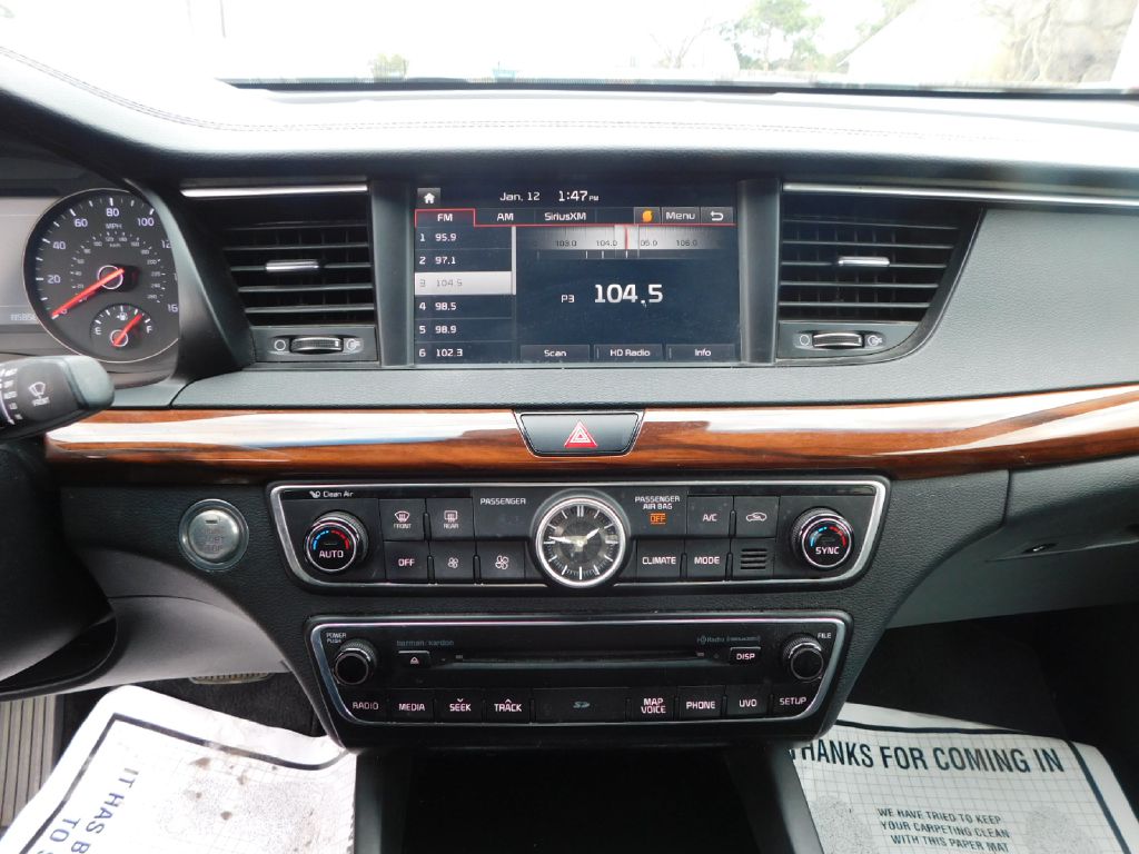 Used Car 2017 Kia Cadenza  Premium For Sale Under $12,000 In San Antonio, Texas