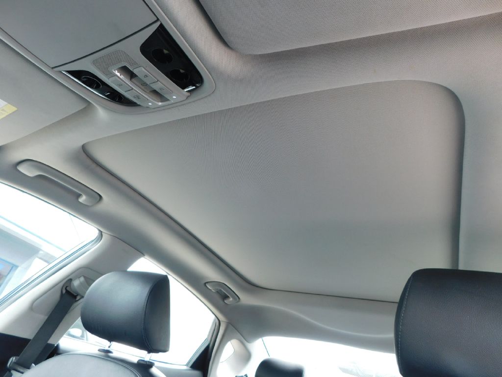 Used Car 2017 Kia Cadenza  Premium For Sale Under $12,000 In San Antonio, Texas