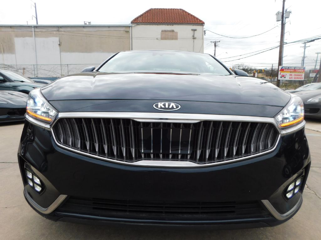 Used Car 2017 Kia Cadenza  Premium For Sale Under $12,000 In San Antonio, Texas