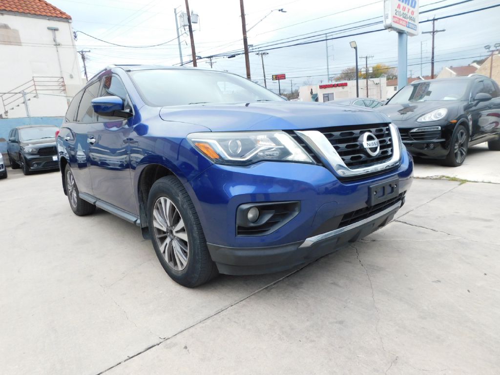 Used Car 2017 Nissan Pathfinder  S For Sale Under $12,000 In San Antonio, Texas
