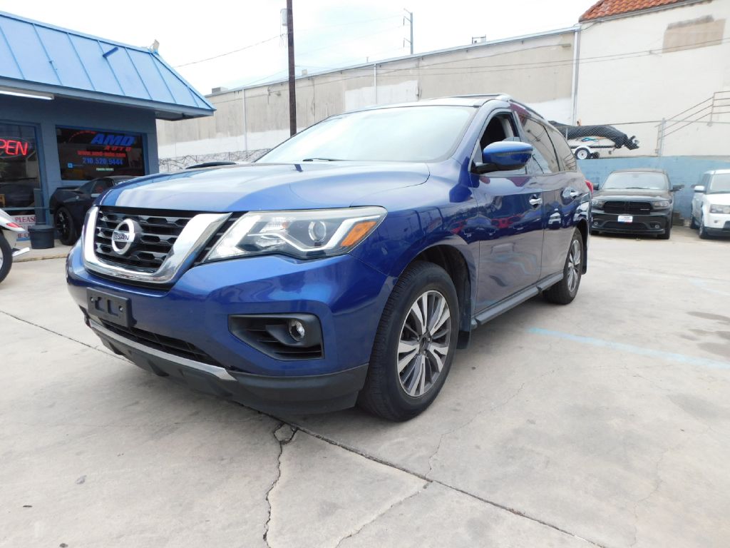 Used Car 2017 Nissan Pathfinder  S For Sale Under $12,000 In San Antonio, Texas