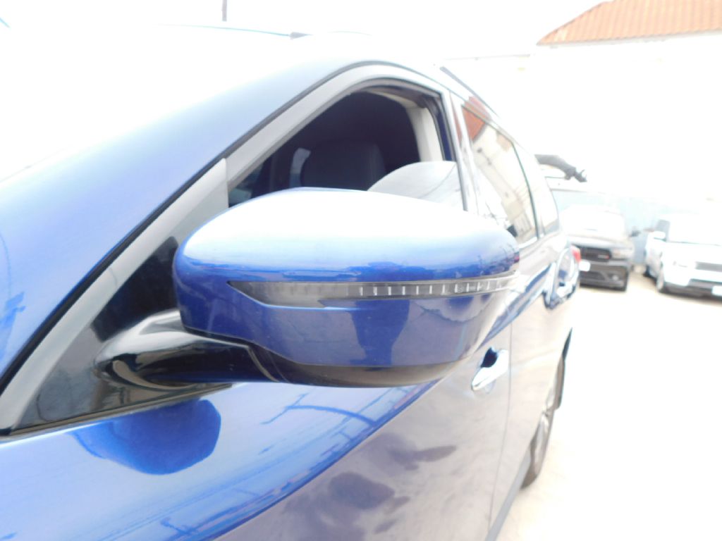 Used Car 2017 Nissan Pathfinder  S For Sale Under $12,000 In San Antonio, Texas