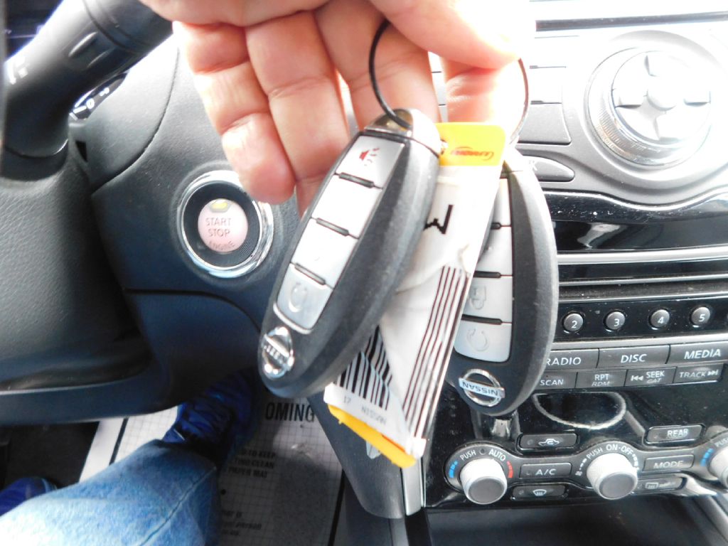 Used Car 2017 Nissan Pathfinder  S For Sale Under $12,000 In San Antonio, Texas